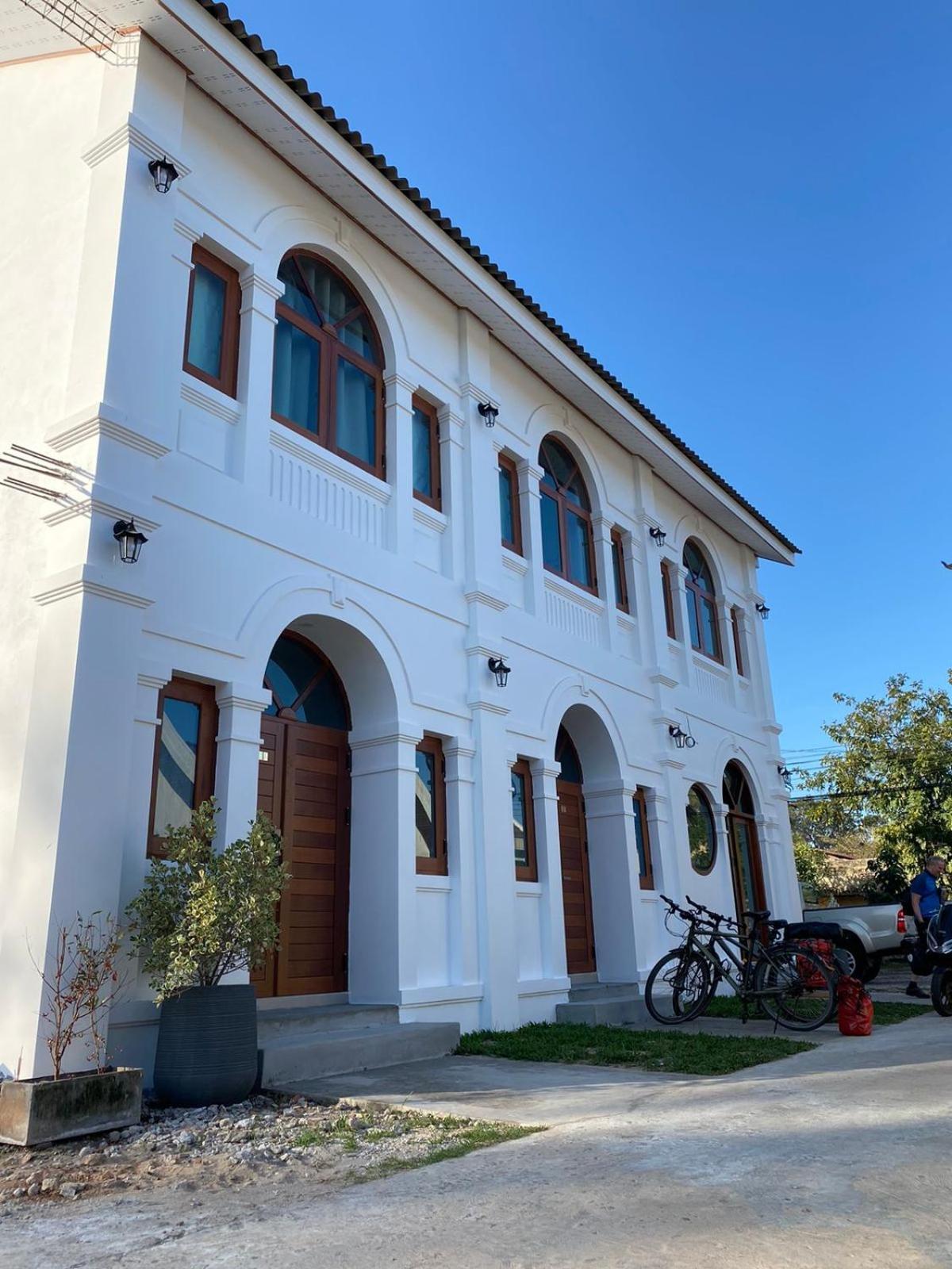 B2 Hotel Savannakhet Exterior photo