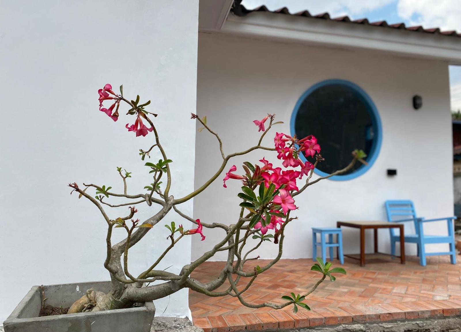 B2 Hotel Savannakhet Exterior photo
