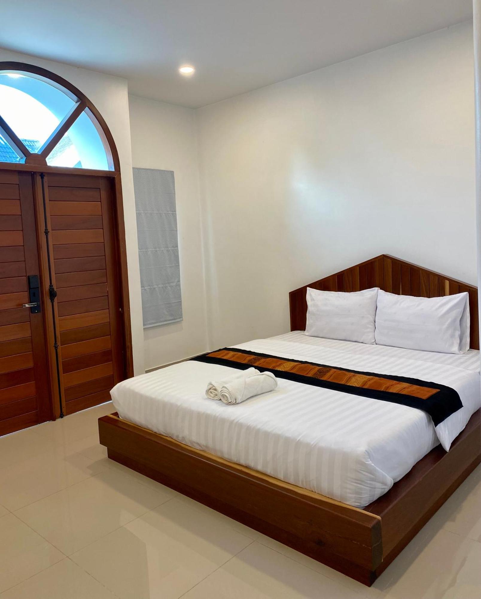 B2 Hotel Savannakhet Exterior photo
